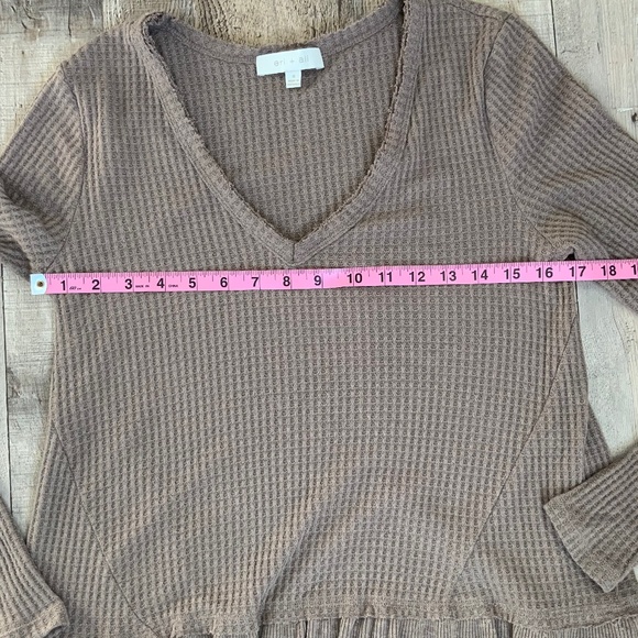 Anthropologie eri & ali Chocolate Brown Waffle Knit Tunic Hem V Neck Top SZ S - Picture 8 of 10